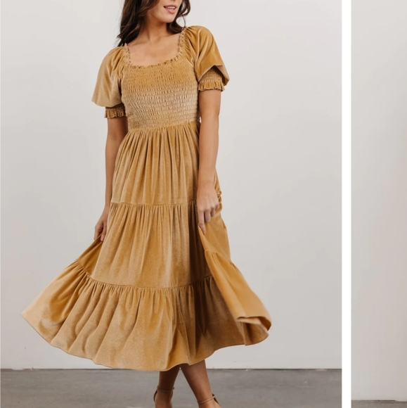Baltic Born Dresses & Skirts - NWT Baltic Born Vivaldi Smocked Velvet Midi Dress Size M French Gold